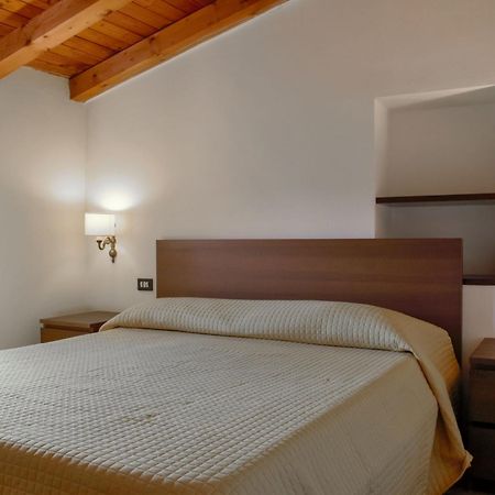 Apartment Ca' Pignoi-4 By Interhome Garda  Kültér fotó